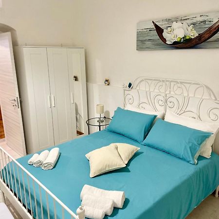 Mena Holiday House Villa Сант'Агнело Екстериор снимка