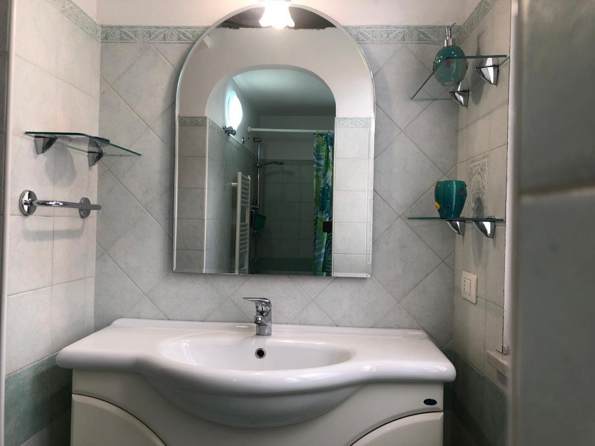Mena Holiday House Villa Сант'Агнело Екстериор снимка
