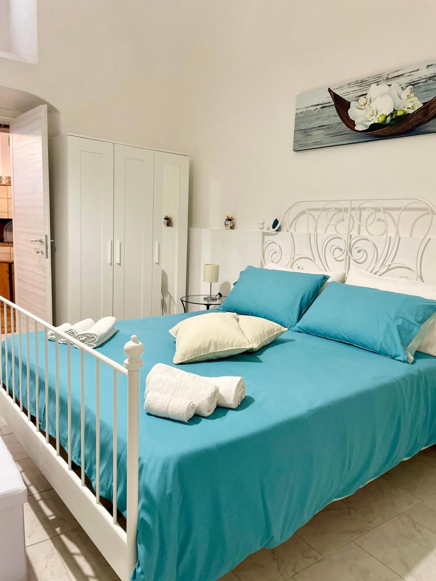 Mena Holiday House Villa Сант'Агнело Екстериор снимка