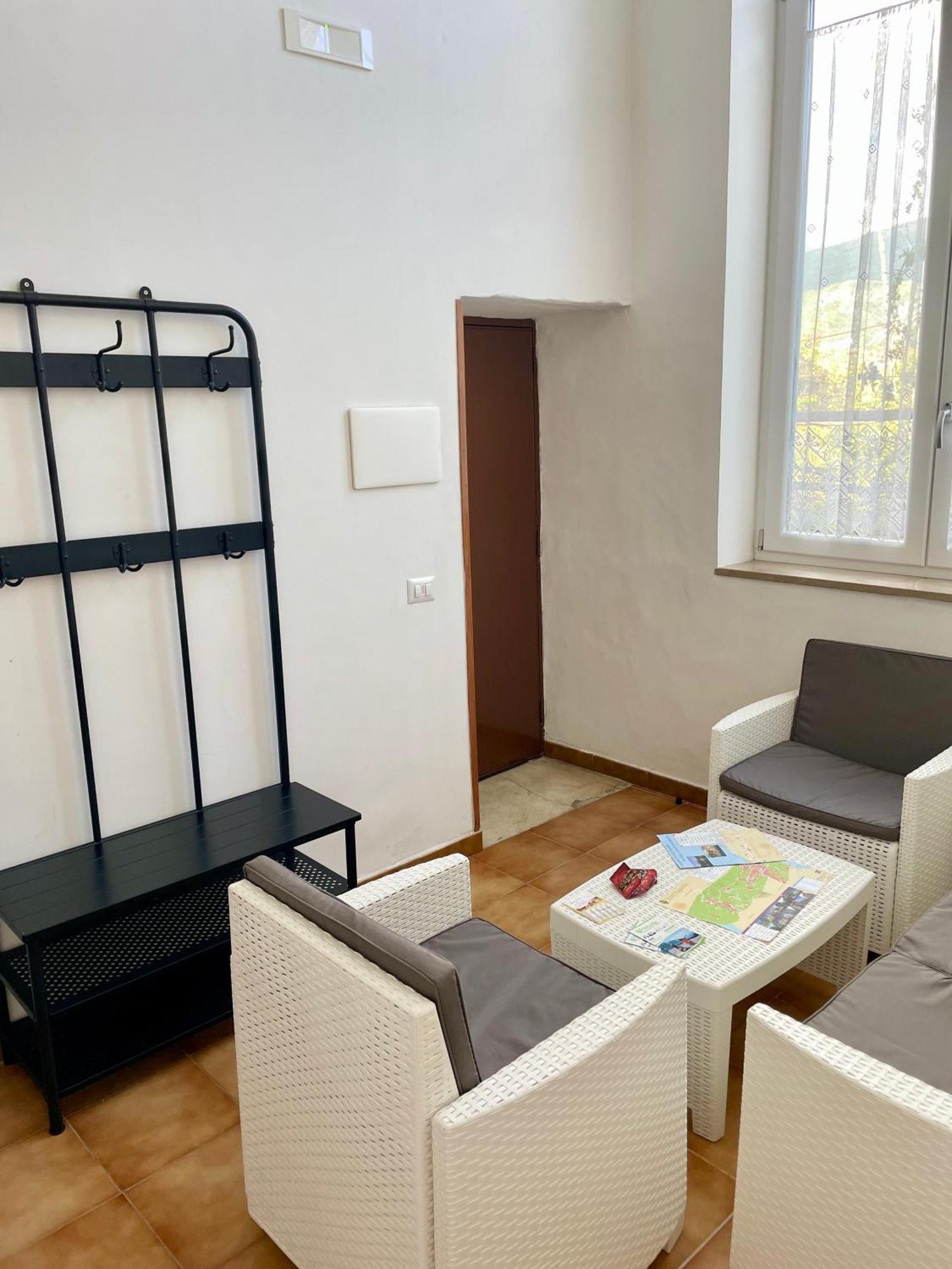 Mena Holiday House Villa Сант'Агнело Екстериор снимка